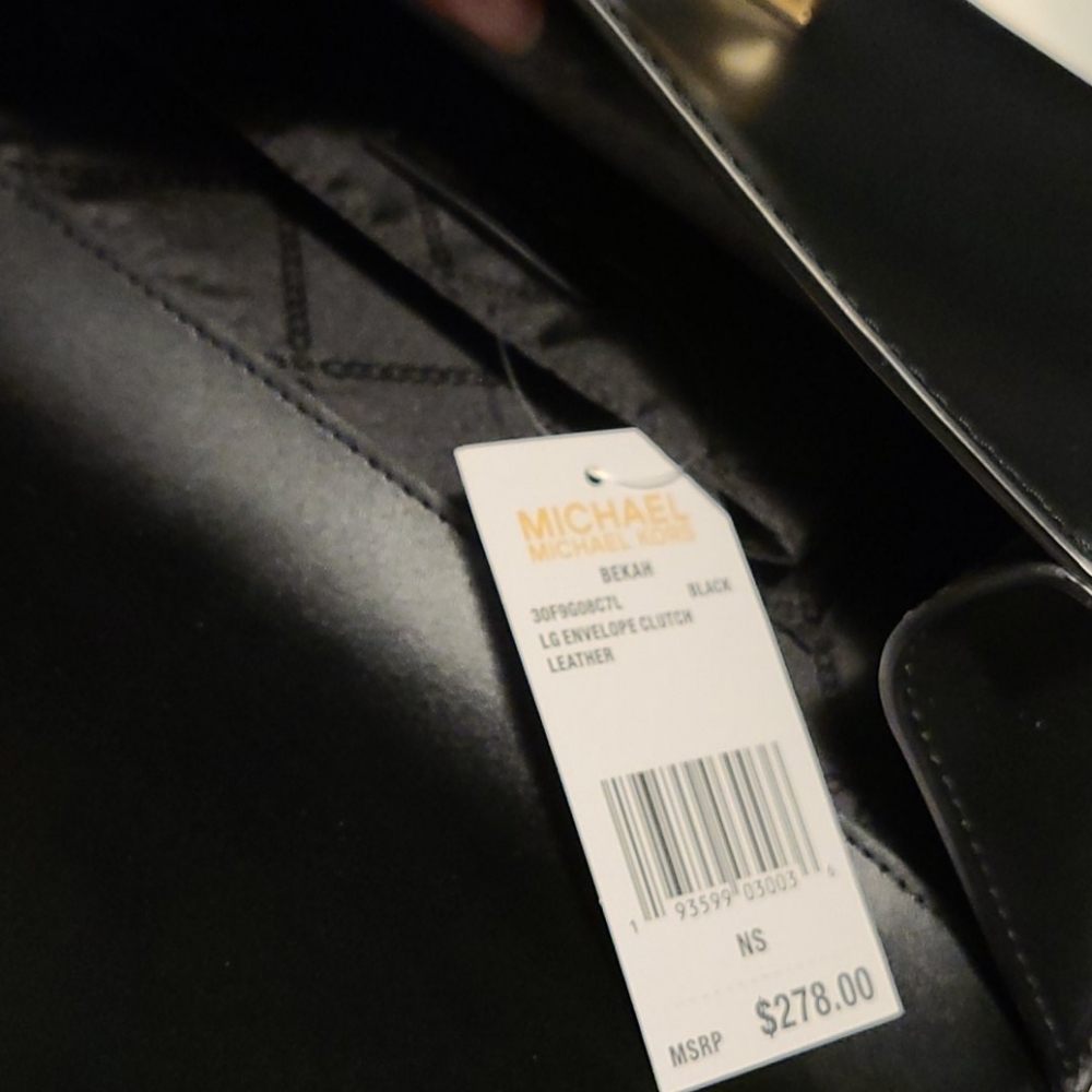 BNWT Michael Kors leather envelope clutch - Picture 2 of 8